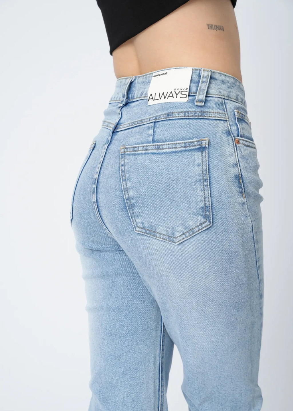 JEAN COMFY RECTO - HIELO